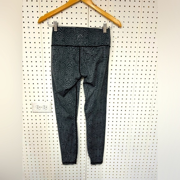 Varley Animal Print Leggings - Picture 2 of 4